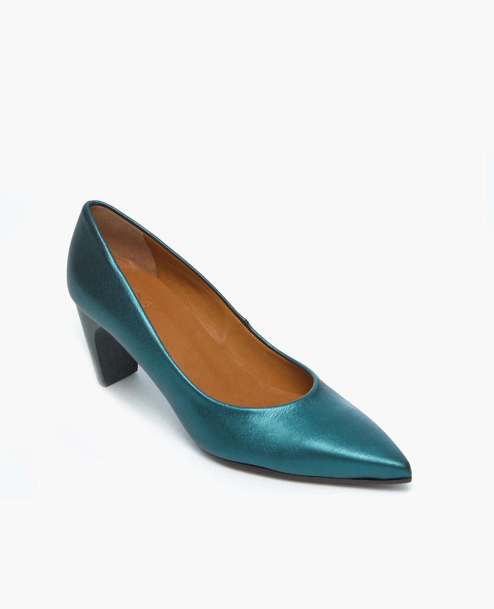 A teal, pointed-toe pump with a mid-height block heel, featuring a smooth, glossy finish and a tan interior lining.