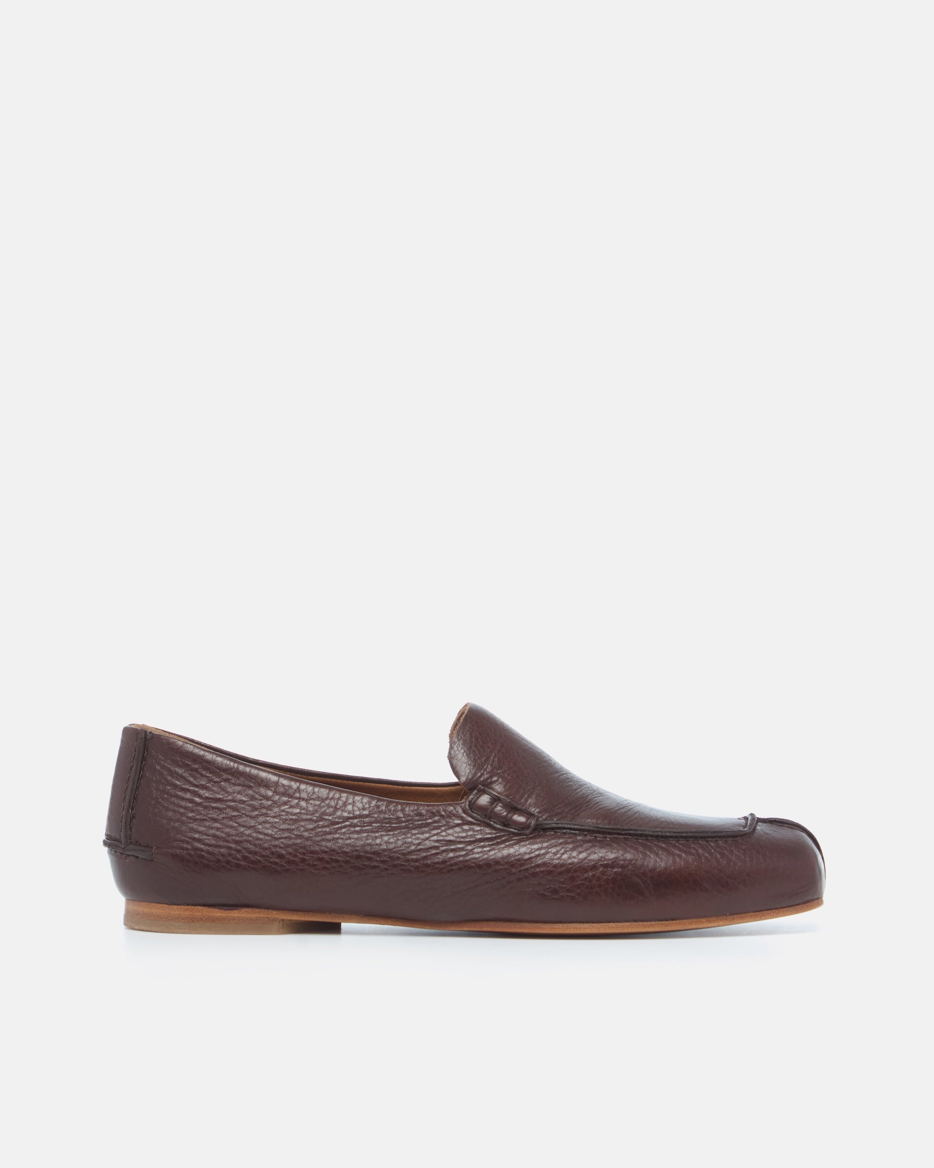 Coclico Francis Loafer in Castagno, side view of a soft brown leather loafer
