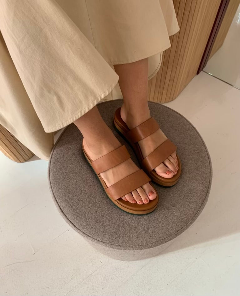 Dawn in whiskey shown on the foot