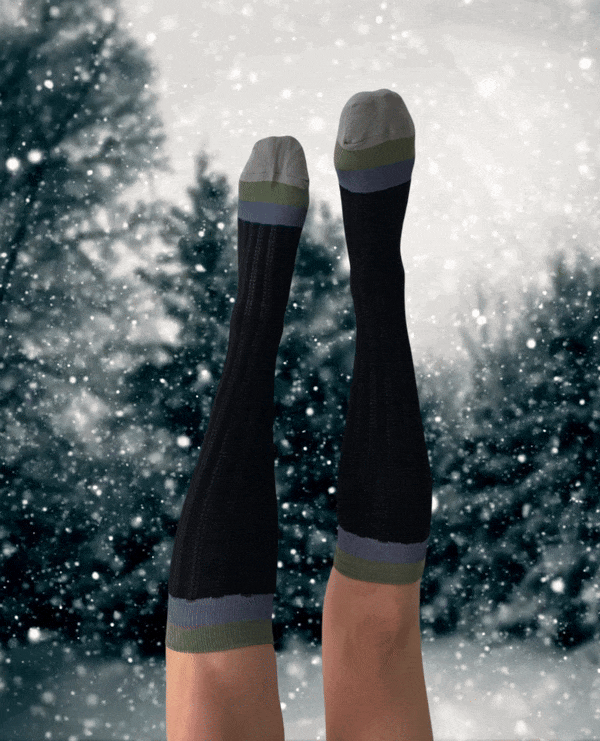 Exquisite J Ribbed Knee-High Socks