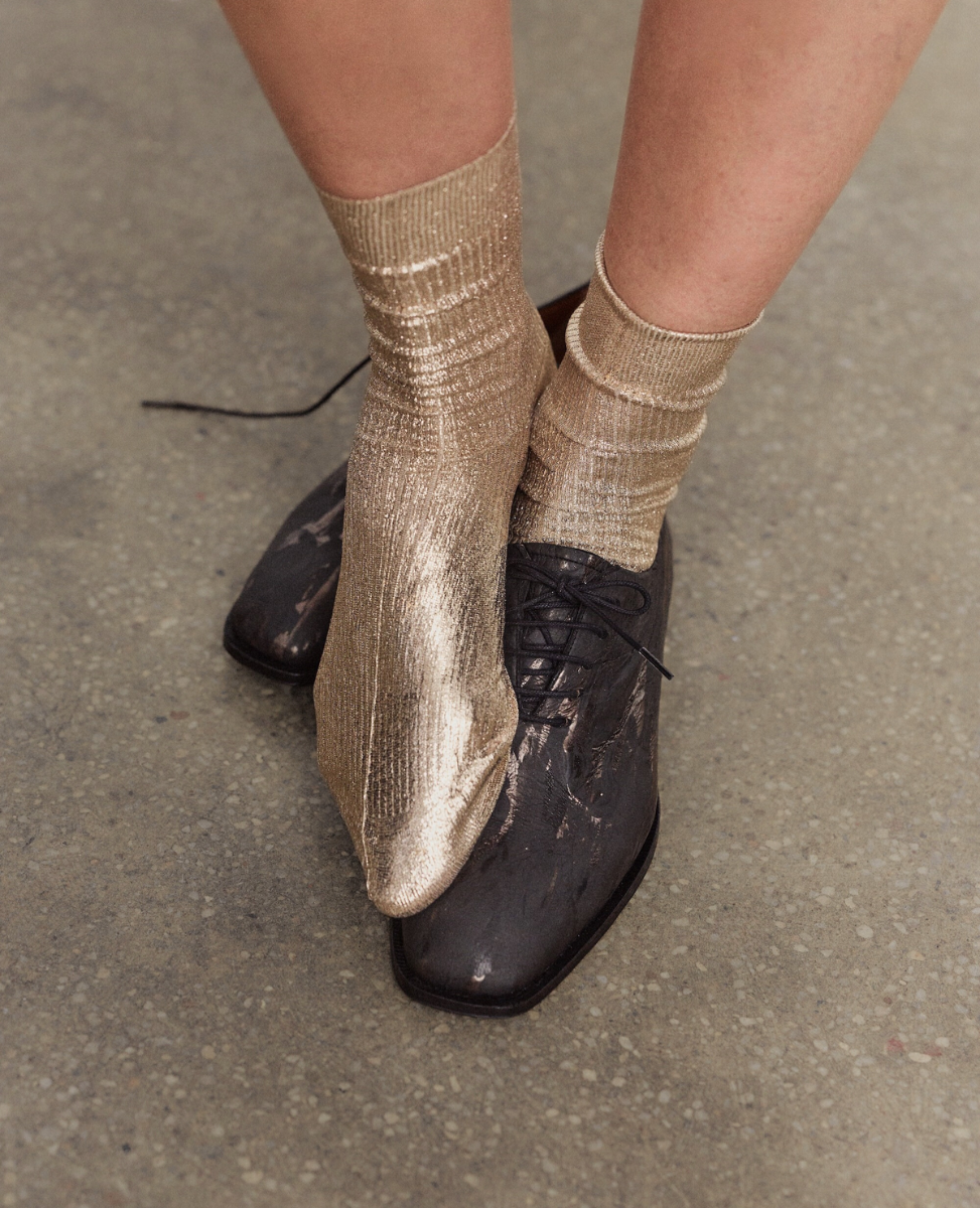 Coclico Hand Panted Oxford shoes with Maria La Rosa Metallic Socks