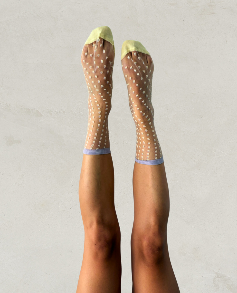 'Crescent Dunes' Lemon & Lavender Socks