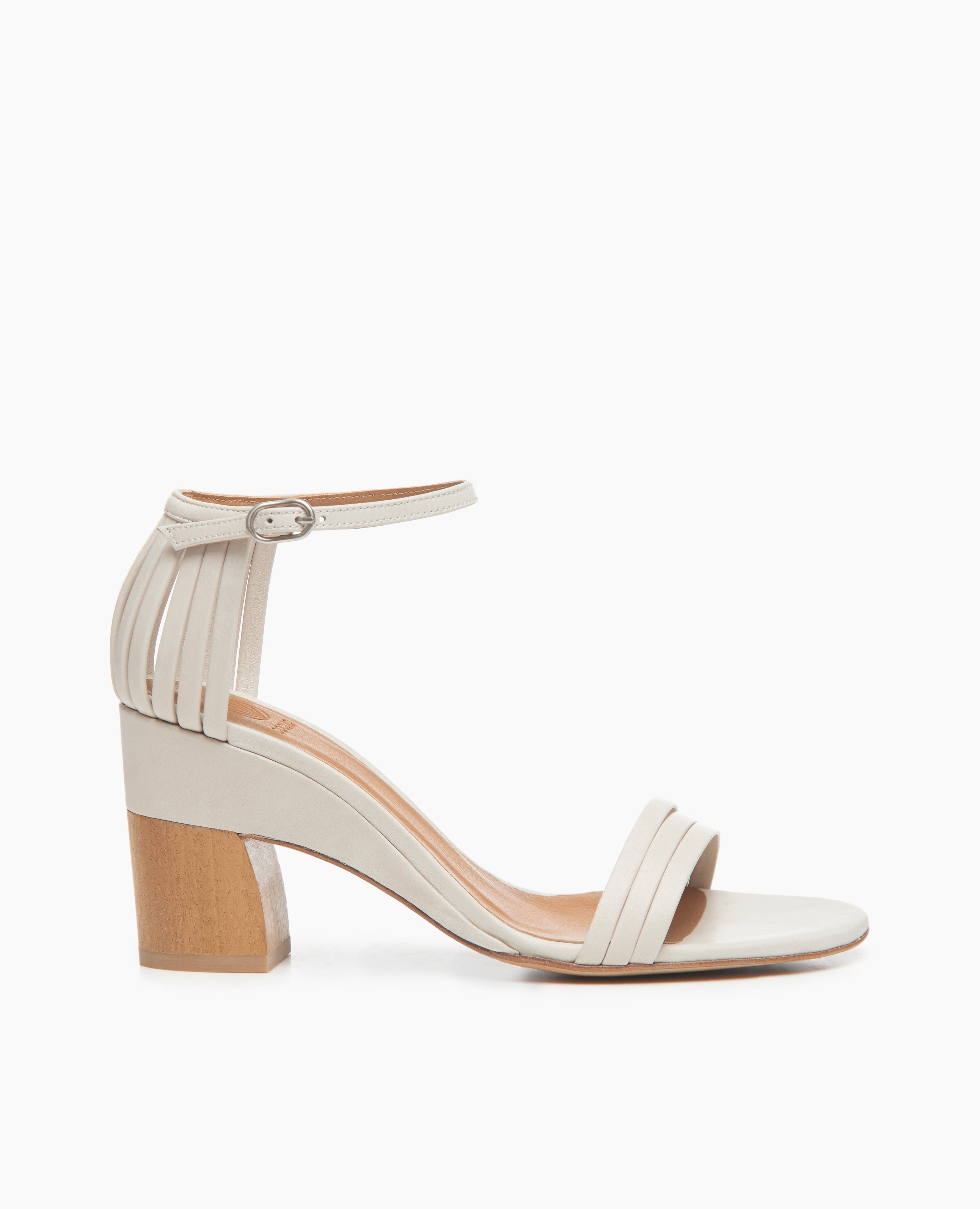 Iris Heel
