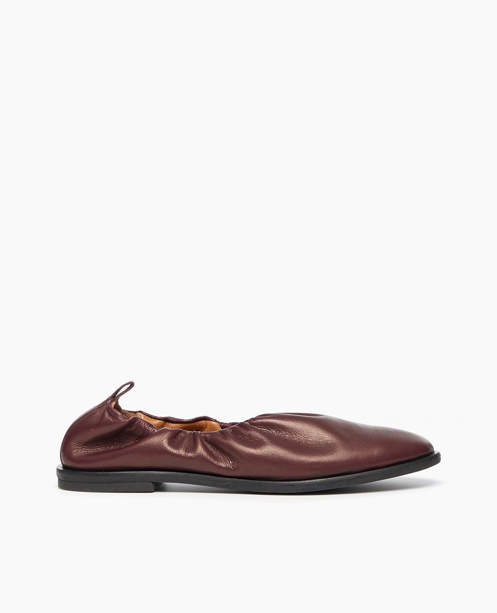 Side View of the Yano flat
