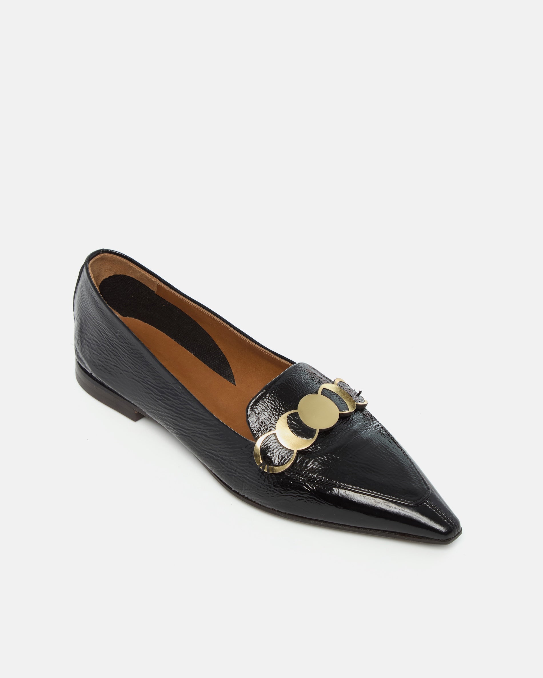 Coclico Curie Loafer in black crinkled patent, angled view of pointed toe and gold coin trim