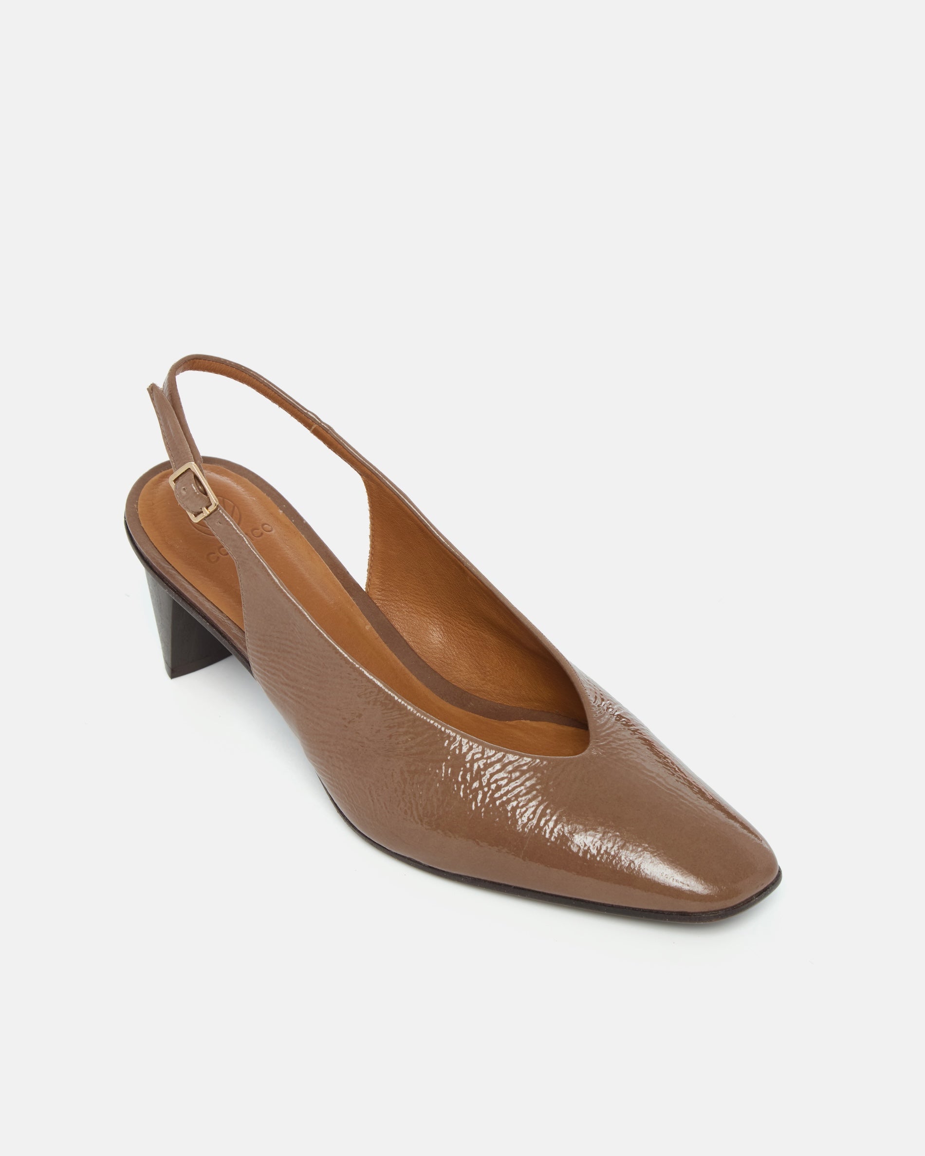 Coclico Sontag Slingback Pump in Boue crinkled patent leather, angled view of the squared toe