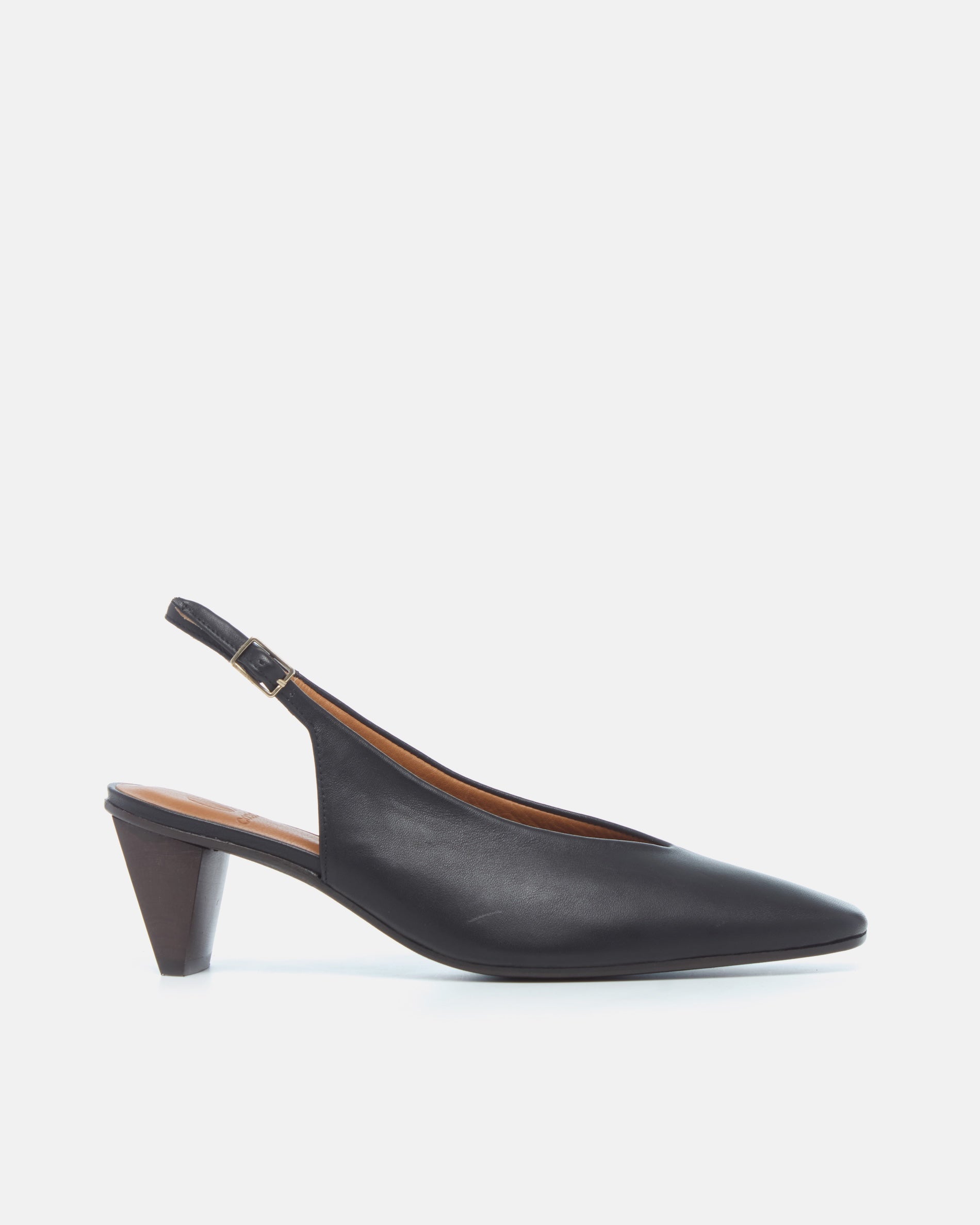 Coclico Sontag Slingback Pump in black leather, side view of a pointed toe slingback with cone heel