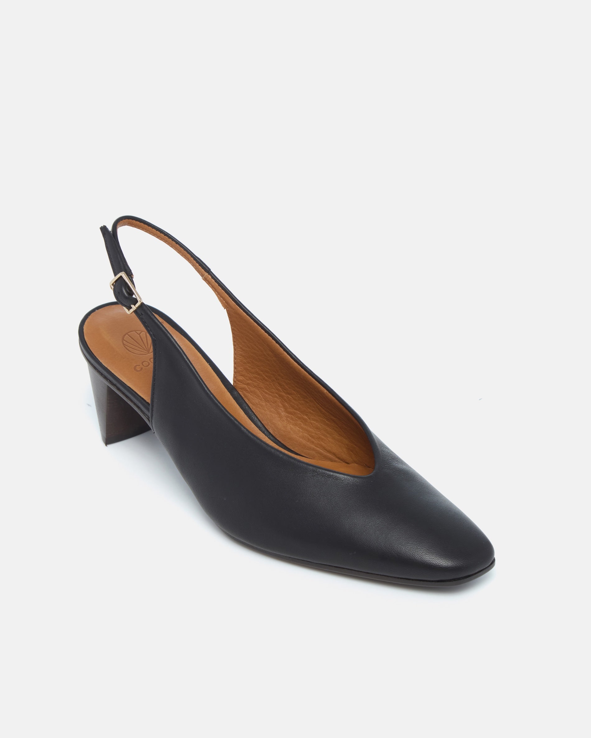 Coclico Sontag Slingback Pump in black leather, angled view of the pointed toe and sculpted cone heel