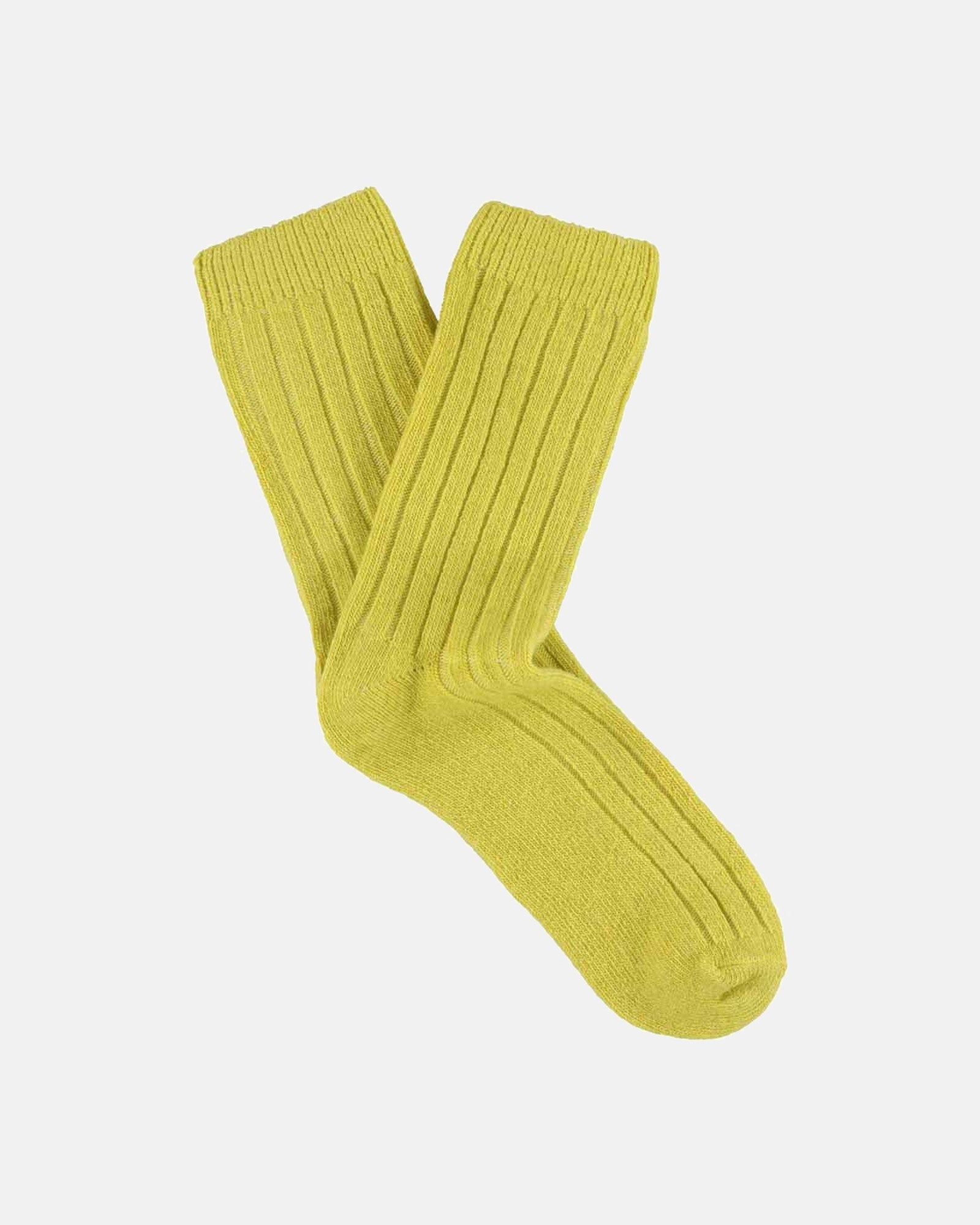 Escuyer women's cashmere crew socks in yellow