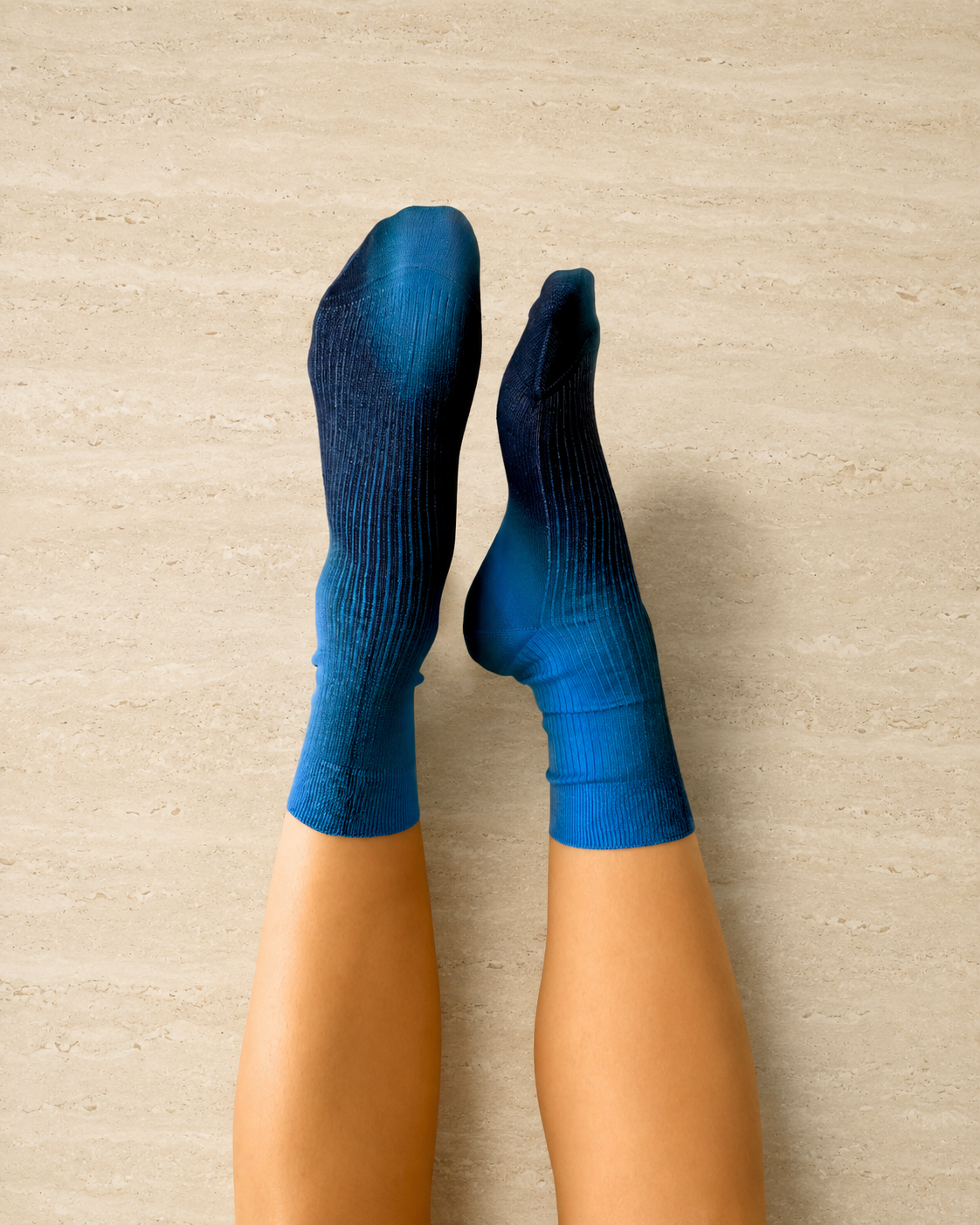 Maria La Rosa Blue Ombre Silk Socks onthe foot