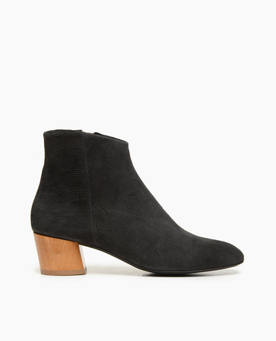Stradivarius wide fit mid heel sock boot in black | ASOS | Socks and heels,  Mid heel boots, Boot shoes women