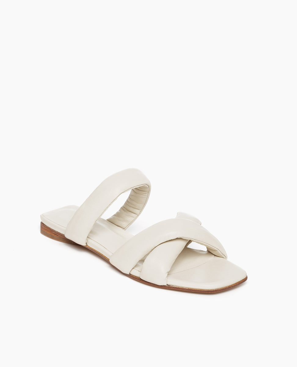 Coclico Fanima Sandal in Greige leather: Slide with tubular padded straps, squared-off toe and heel, flat feel.